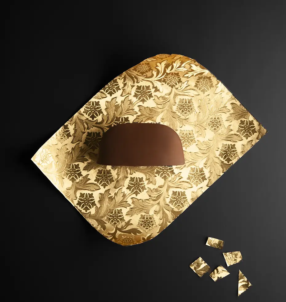 Gianduione 200 - Dans une boîte fond et couvercle recouverte soft touch, rubanée à la main